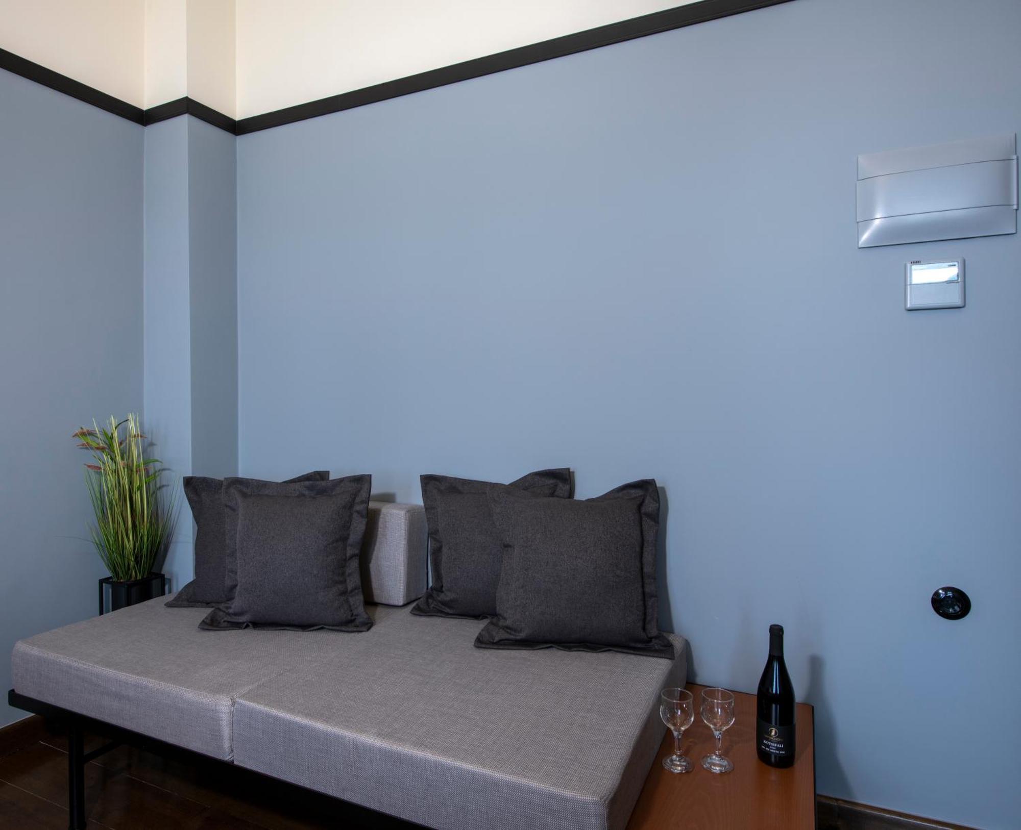Mosaic Venetian Harbour Suites Chania  Exterior photo